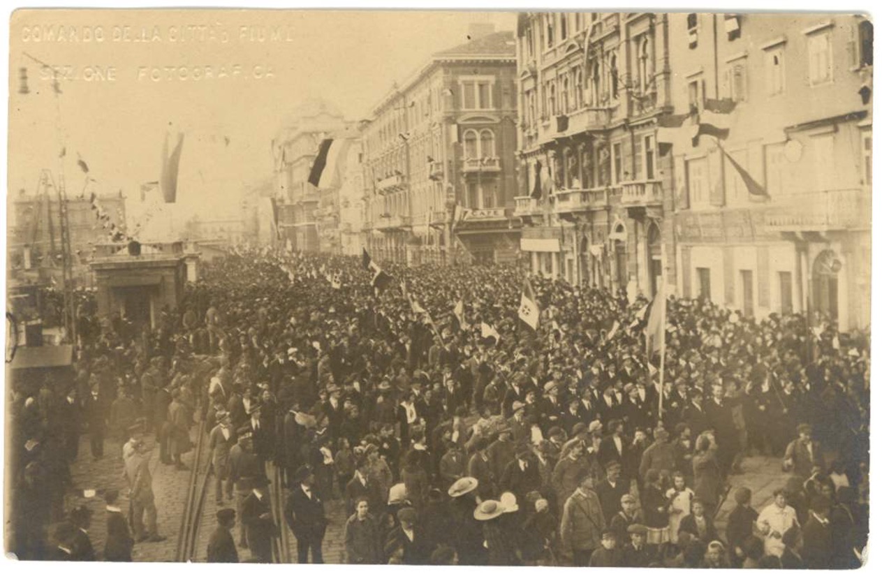 Fiume, proclamazione dell&rsquo;annessione di Fiume all&rsquo;Italia (Archivio Irsrec FVG)